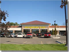 Pet Supplies 'Plus' Shop